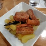 蔵 - 角煮とパパイヤ  角煮絶品です