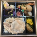 津多屋 - ロース生姜焼き幕の内弁当