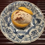 多仁本 - 白子の下には蓮根の蒸し寿司