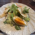 信濃屋 - 付け合わせのサラダ