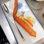 ニューロバタ カタナ食堂 - カニの炭火焼き