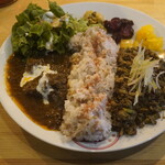 カレーショップ クッテコ - ◾️苺のビーフと葱キーマの合いがけ　1,700円