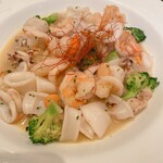 アメリカンクラブハウス - 海の幸のガーリックソテー