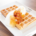 Mezondo jiji - Brussels Waffle~ブリュッセルワッフル~アップル&シナモン Apple & Cinnamon Waffle