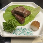 日本橋 伊勢重 - 一口ヒレステーキ