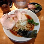 麺家 たけ田 - 醤油らぁ麺と寒鰤丼セット