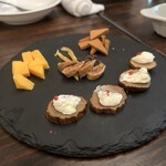 Kitchen AJITO - いぶりがっことチーズ