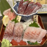 牡蠣と燻屋 かつを - 