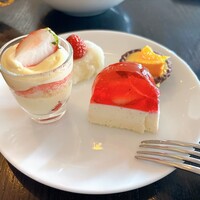 XEX TOKYO / Salvatore Cuomo Bros. - 