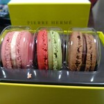 ピエール・エルメ・パリ 大丸東京 - 
