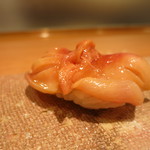 鮨 おさむ - 赤貝。