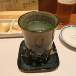 鮨 おさむ - 途中でシジミのスープ。そこにはシジミがたくさん沈んでます。