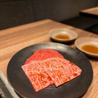 焼肉うしごろ 新宿三丁目店 - 
