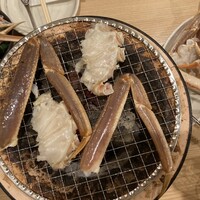 福乃城 - 炭火焼きかに（こんな感じで焼いていきます。）