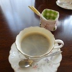 カフェ・ド・アミィ - 食後のホットコーヒー