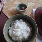 三田屋本店 やすらぎの郷 - ご飯と梅干し