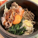 石焼ビビンパ - カルビビビンパ