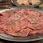 焼肉飯店 山本 - 