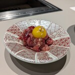銀座焼肉 Salon de AgingBeef - 卵黄ユッケ
