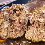 角車 - デミハンバーグ(断面)