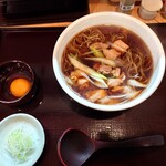手打蕎麦 たじま - かしわ 1,150円、トッピング生卵 50円(税込)