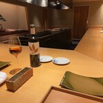 鳥匠いし井ひな - 店内