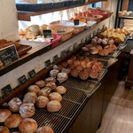 芦名ベーカリー 芦兵衛 - 内観