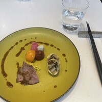 モダンチャイニーズブラッセリ― HALOW - 