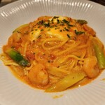 イタリアンダイニングDONA - モッツァレラチーズと海老のトマトソース