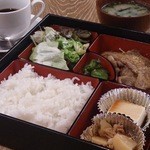 Roppaku - 炭焼豚カルビ定食780円