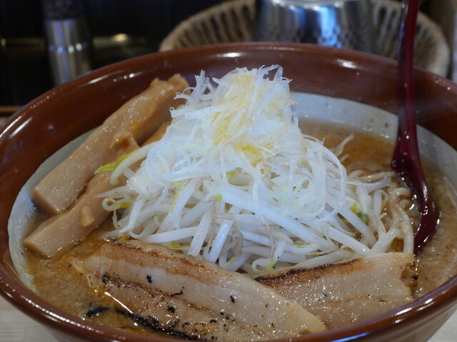 丸美商店 - 十文字（ラーメン）の写真