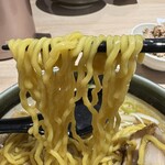 ラーメン 郷 - 純すみ系定番西山製麺