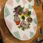 sous le PETIT MARCHE - 