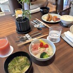 ザ・クラブラウンジ - 