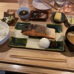 はちマル食堂 - 