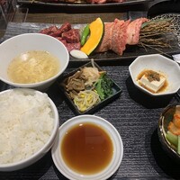 焼肉トラジ ルクア大阪店 - 