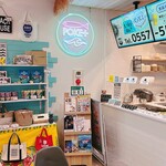 POKE+ - 店内