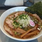 らーめん太陽堂 - 醤油チャーシュー麺。