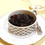 トゥ・ラ・ジョア - Ｍのサラダ　ドライフルーツをのせて　(2014/05)