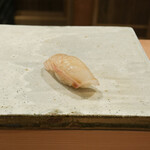 東麻布 天本 - ひらめ