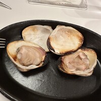 ヌキテパ - 看板メニューの濃厚焼き蛤