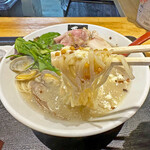 超純水採麺 天国屋 - もうコレはラーメンと言うよりイタリアンの様です