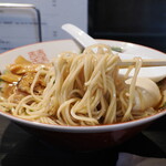 弘明寺丿貫 - 十二月の中華蕎麦の麺