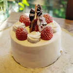 スパイスカフェ - 2024年クリスマスランチコース(7000円)の苺ショートケーキ