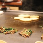 鉄板焼ステーキ 一ッ葉ミヤチク - 