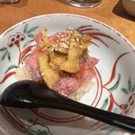 SUSHI TOKYO TEN、 - いくらの代打でトロたく丼