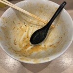 ラーメン 鷹の目 - ライスなかったので残りソース完飲