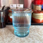 横濱ラーメン あさが家 - 水。