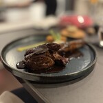 LAINE INAMURAGASAKI - 肉料理　蝦夷鹿骨付きロースト