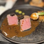 LAINE INAMURAGASAKI - 肉料理　仔牛のロースト